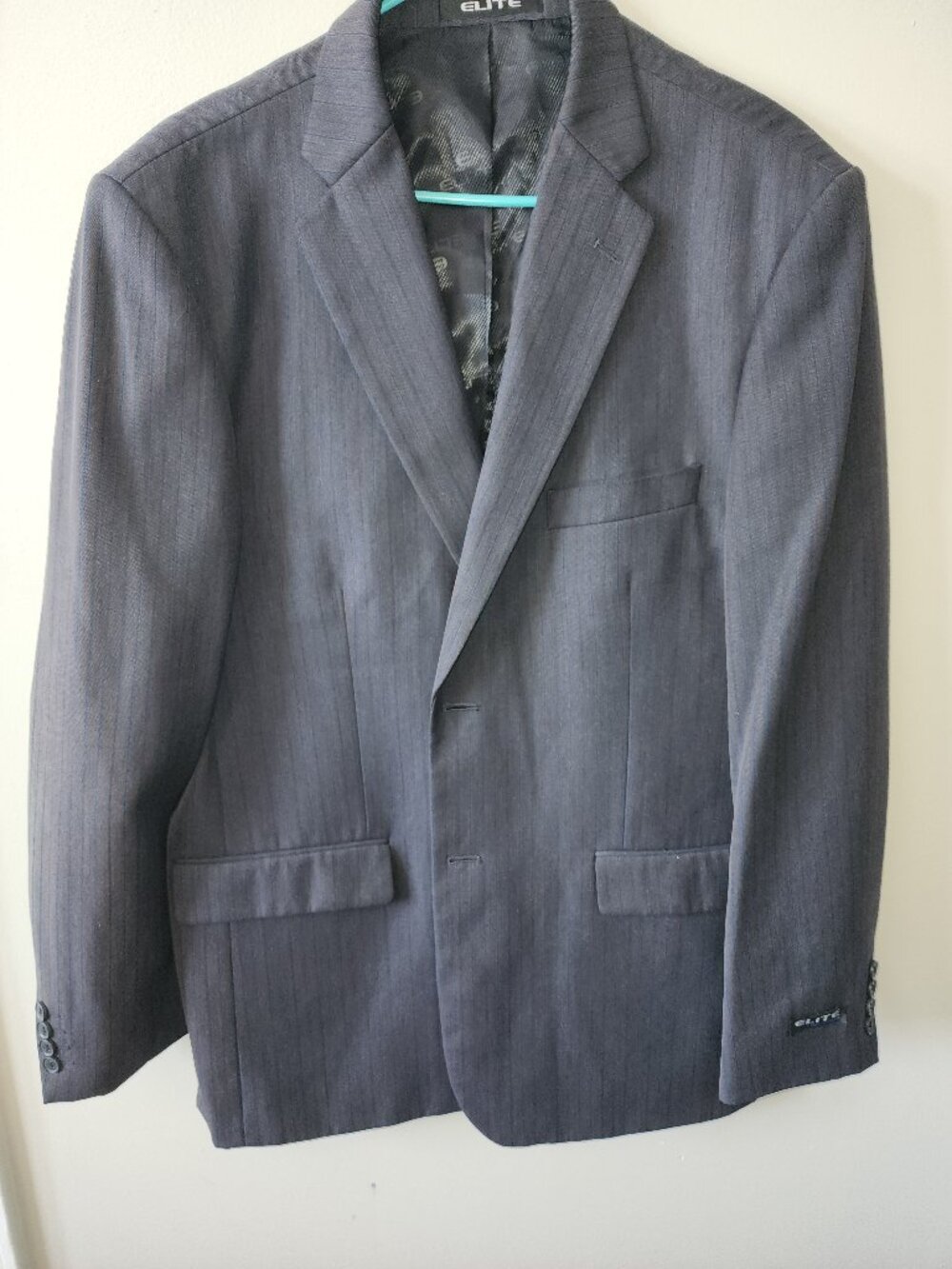 Elite by Eddie Domani Men’s Gray Pinstripe 2 Piece Suit 44R Jacket 38R Pants - Picture 2 of 11